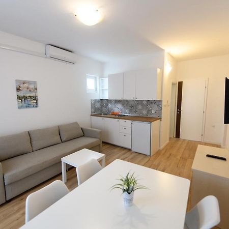 Cozy Beach Apartments Makarska Zewnętrze zdjęcie