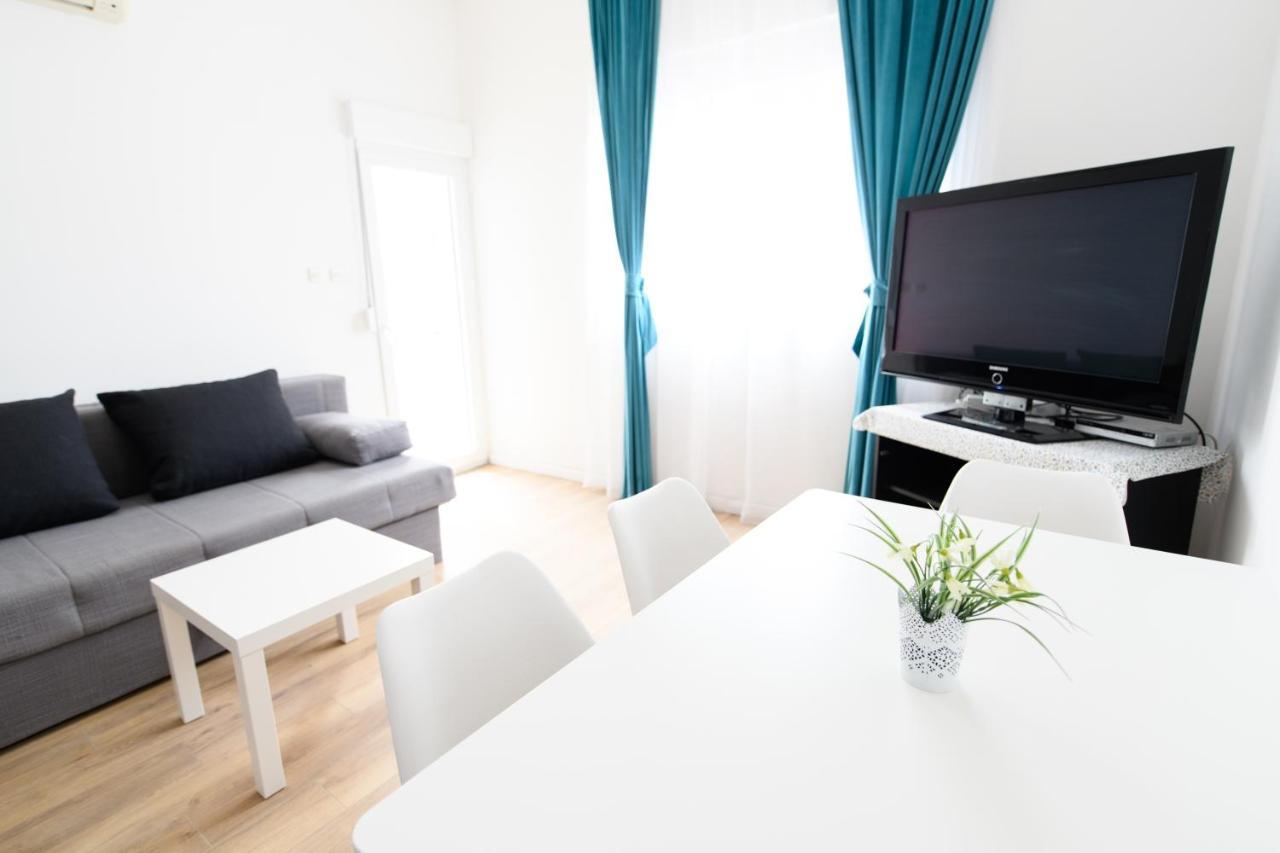 Cozy Beach Apartments Makarska Zewnętrze zdjęcie