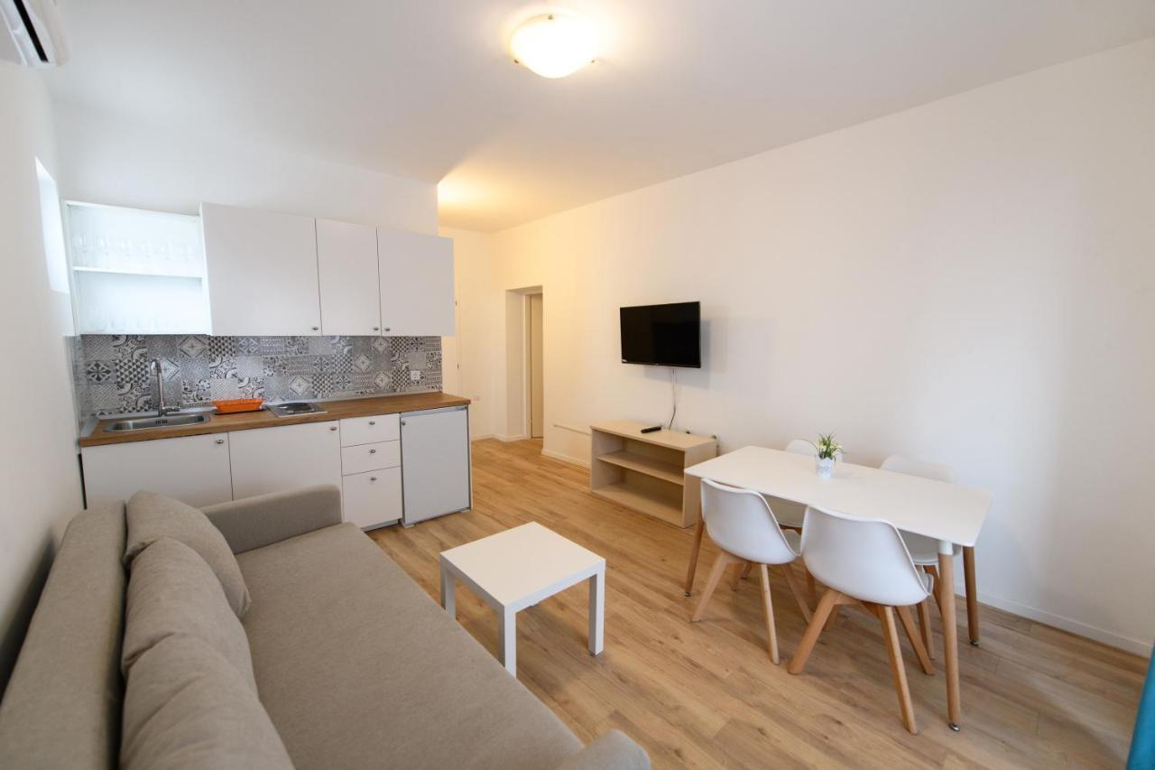 Cozy Beach Apartments Makarska Zewnętrze zdjęcie